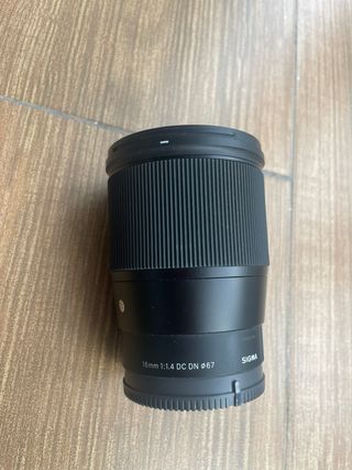 Sigma 16mm f/1.4 DC DN Sony E APS-C