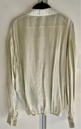 Blusa Guess verde cruzada