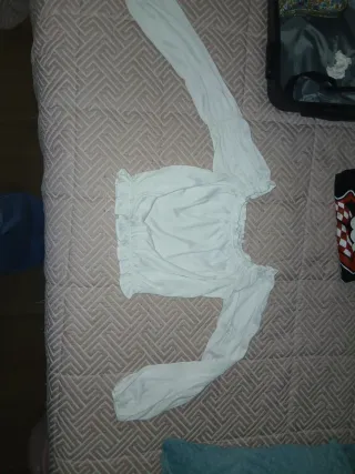 Blusa blanca manga larga talla XS