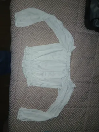 Blusa blanca manga larga talla XS