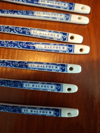 9 Cucchiaini di Porcellana per Dessert in Blu e Bianco