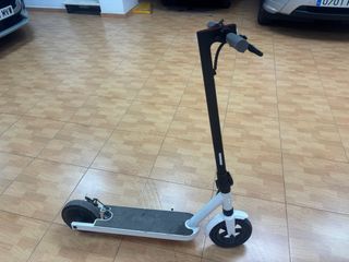 Patinete Denver blanco