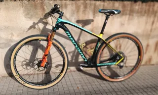 Bicicleta BTT Megamo Factory de carbono 29"