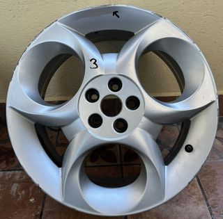 Llantas Alfa Romeo 16 pulgadas para reparar