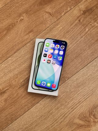 iPhone 15 Plus