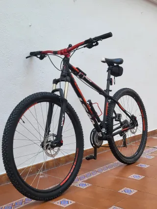 Bicicleta MTB WST WST POISON 29"