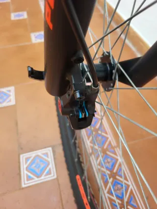 Bicicleta MTB WST WST POISON 29"