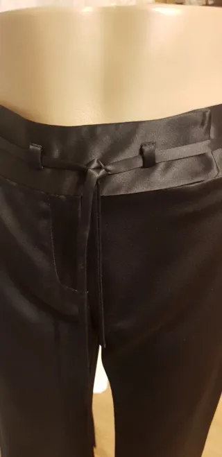 Pantalón fiesta negro satinado