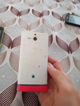 Lote 3 teléfonos Samsung y Sony (Negociable)