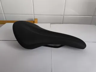 Sillín Fi'zi:k Tempo 150mm Negro