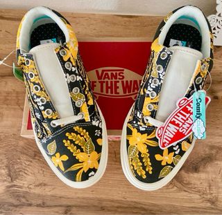 Zapatillas Vans Negras y Amarillas