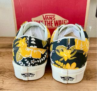 Zapatillas Vans Negras y Amarillas