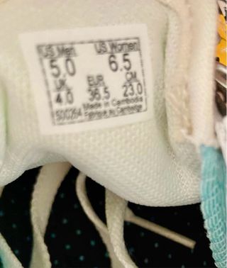 Zapatillas Vans Negras y Amarillas