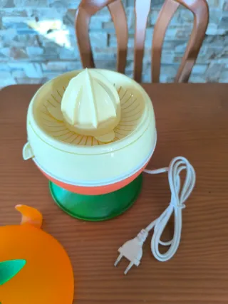 Exprimidor Naranja Eléctrico