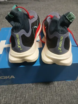 Hoka Tecton X3 Talla 44