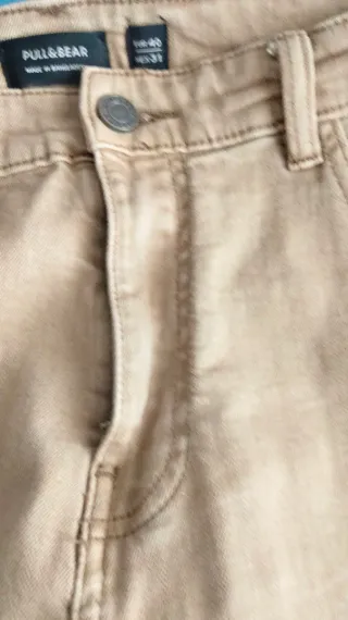 Pantalón vaquero hombre beige