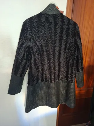 Abrigo Carfi Negro Talla 42