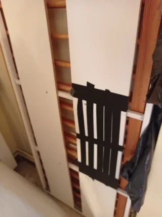 Cuna de bebé de madera