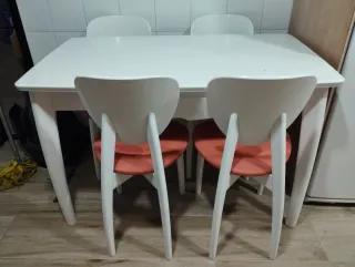 Mesa y 4 Sillas Cocina Estilo Moderno