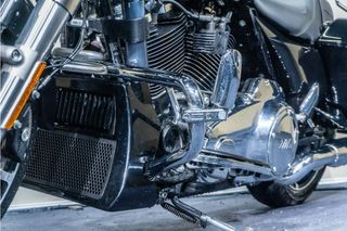 HARLEY DAVIDSON Street Glide Special POCOS KM * RADIO FM * PUÑOS CALEFACTABLES * MALETAS * GPS *