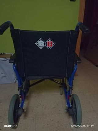 Silla de ruedas y cojín Antiescaras  NUEVO
