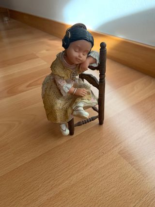 Figura Nadal Valenciana Niña Silla