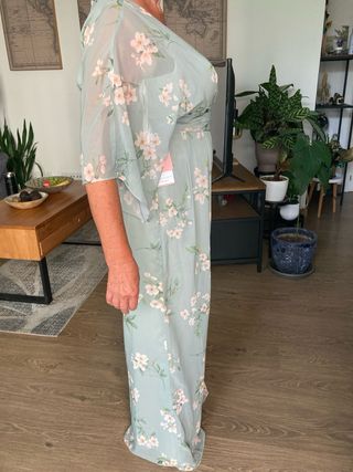 Mono verde agua floral talla 42