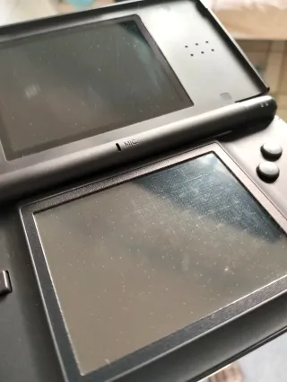 Nintendo DS Lite + juegos y caja