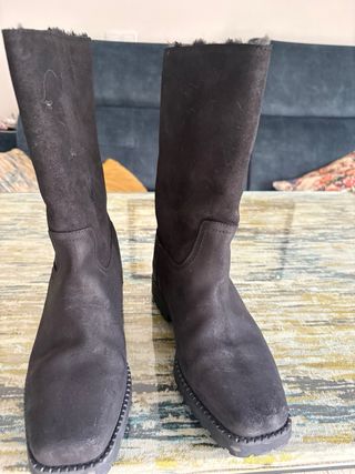 Botas negras de mujer