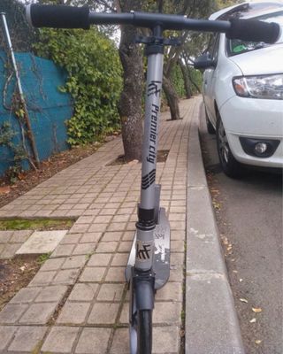 Patinete Premier City gris