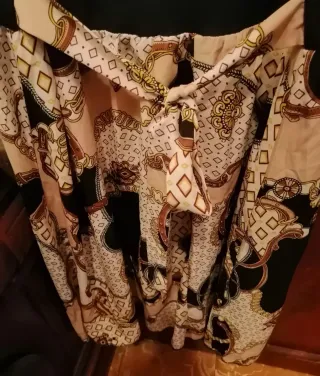 Vestido talla grande negro y estampado