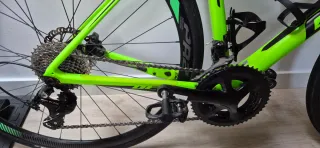 Bicicleta Giant Defy Advanced 2