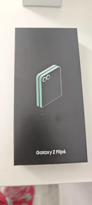 Samsung Galaxy Z Flip 6