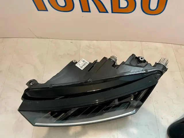 Faros Skoda Octavia IV LED Completos