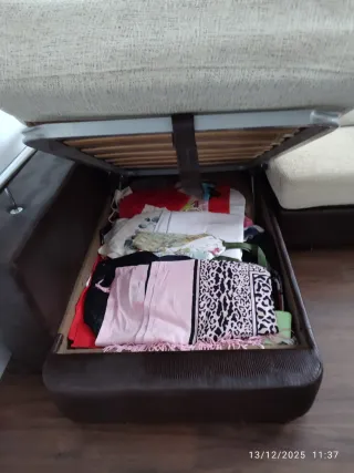 Sofá modular chaise longue con arcón