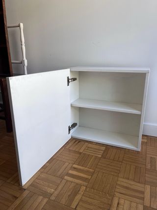 Armario pequeño blanco
