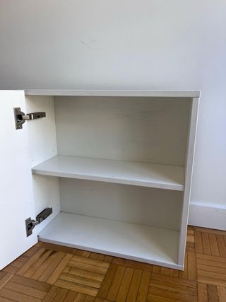 Armario pequeño blanco