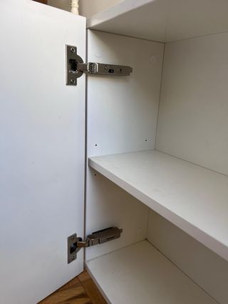 Armario pequeño blanco