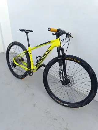 Bicicleta Berria Bravo 29 Carbono Sid.