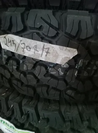 245/70 R17 bf goodrich
