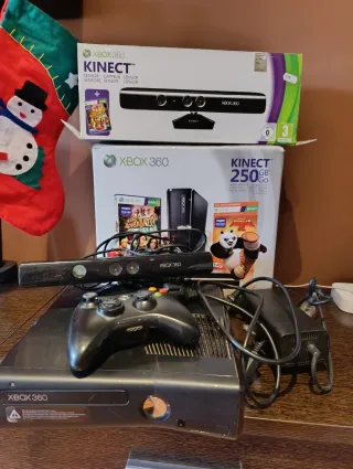 Xbox 360 Kinect 250GB + Mando+ kinect sensor