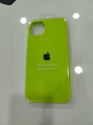Custodia in silicone per iPhone 14 Plus verde fluorescente