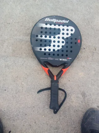 Pala de pádel Bullpadel Wing 02