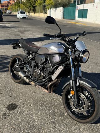 Yamaha XSR700
