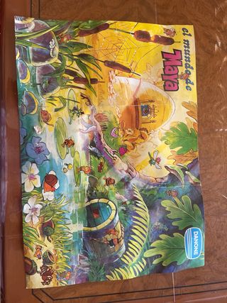 Póster y pasatiempos El mundo de Maya