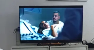 TV PEAQ 40 Full HD DLED PTV 40GF-5025C