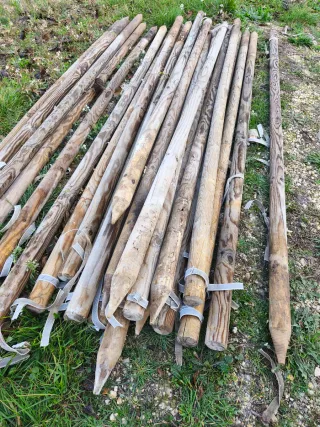 Piquetas de madera para vallado,