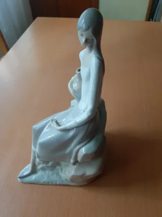 Figura Nao de porcelana