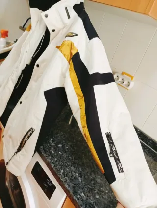 Chaqueta para nieve, esqui o snow marca RTY