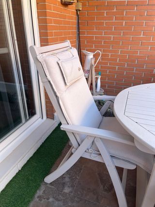 Mesa y 4 Sillas de Jardín Beige 1 hamaca reclinabl